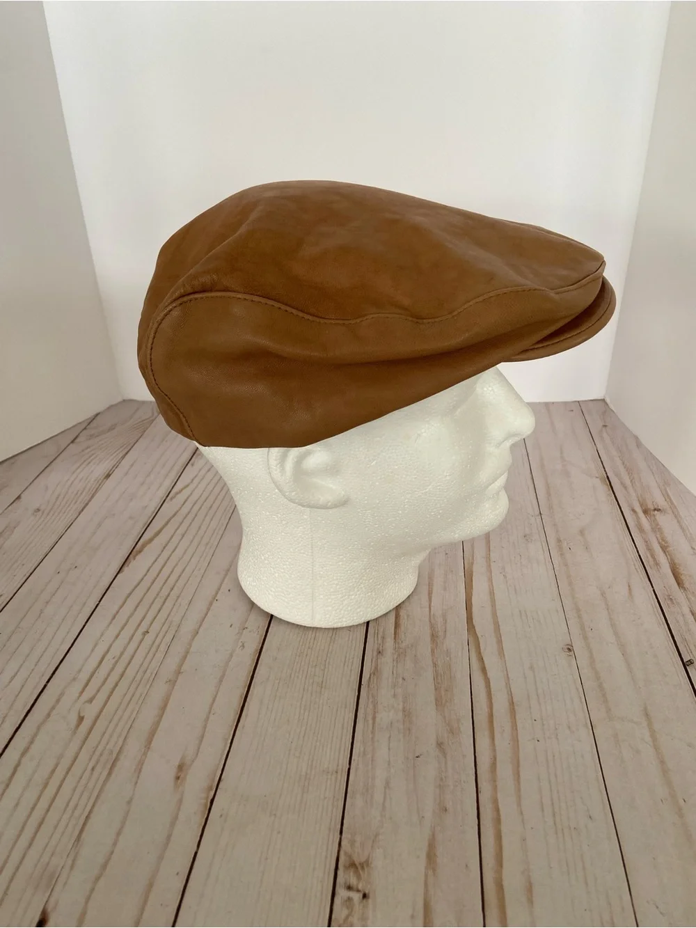 Wilsons Leather Men's Tan Brown Leather Driving Cap